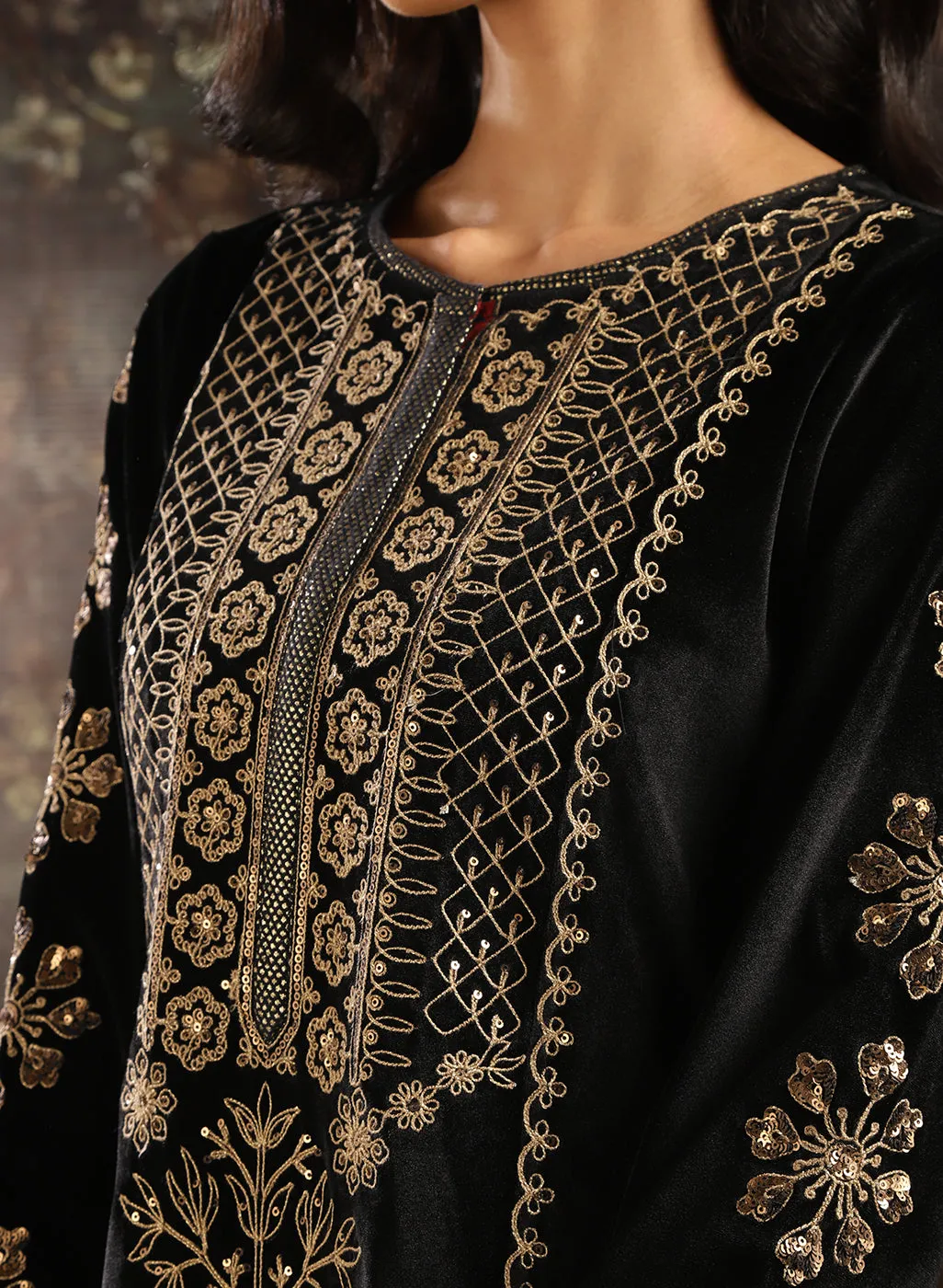 Black Heavily Embroidered Party-wear Velvet Kurta