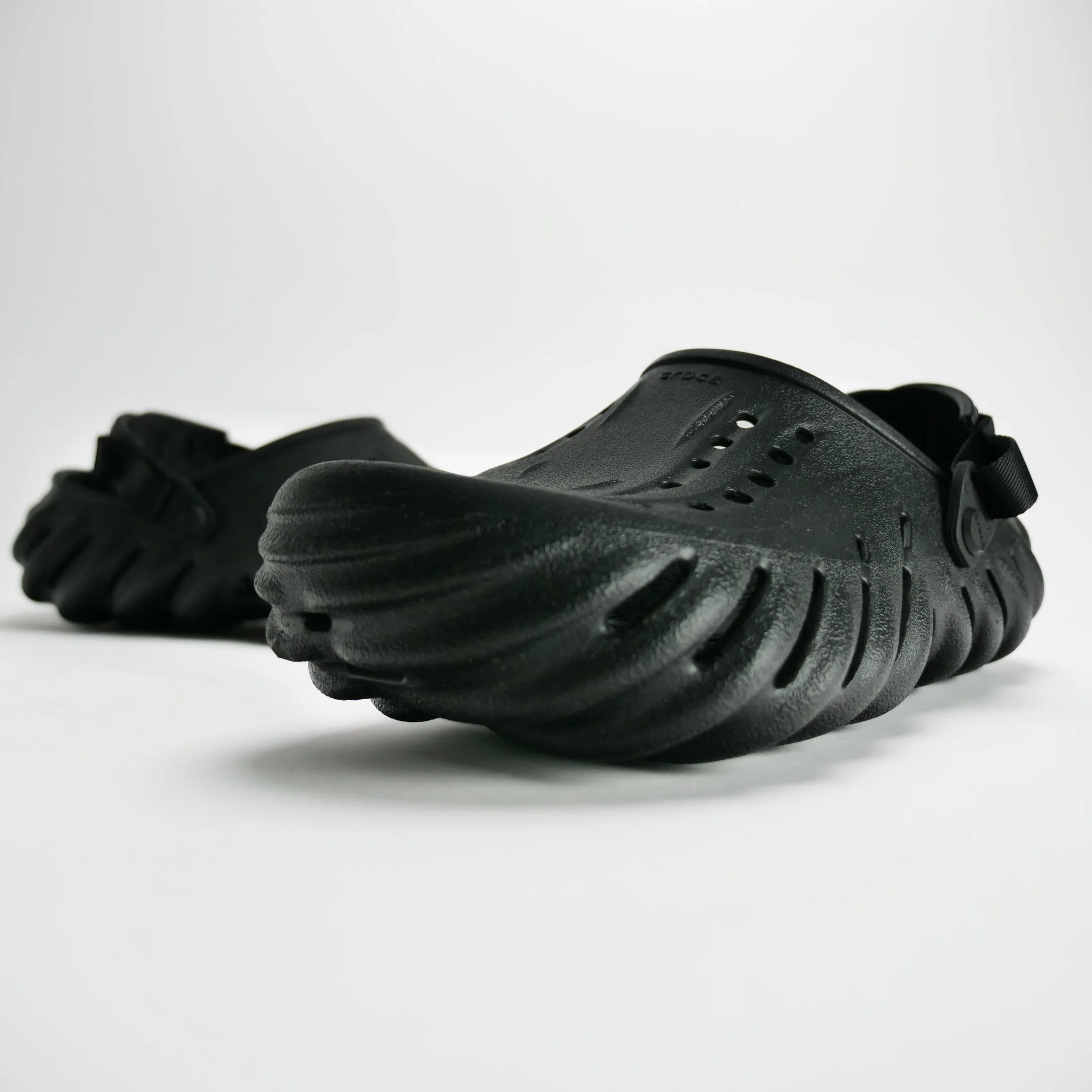 Crocs Echo Clog Black