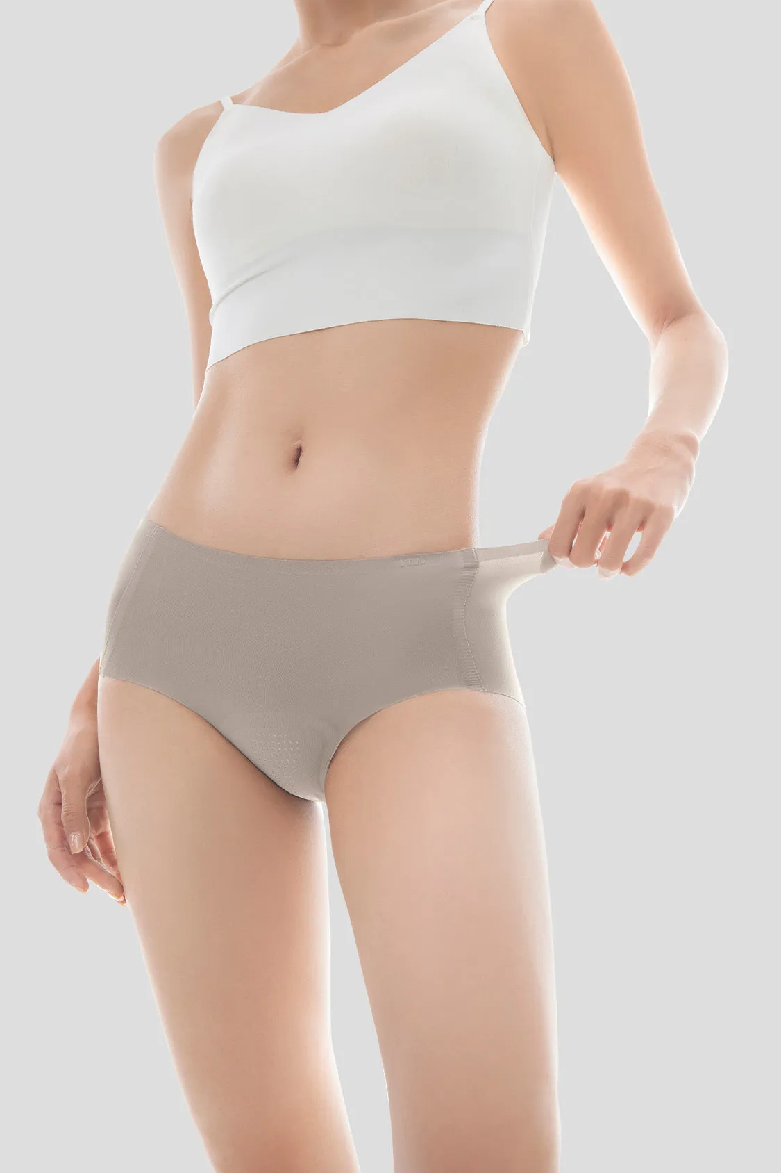 Less - Women's Seamless Sports Underwear