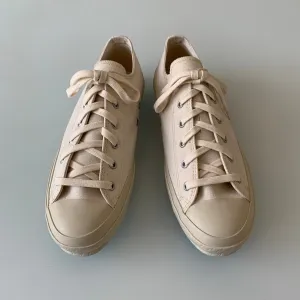 Model I in White - Kurume Fine Vulcanized