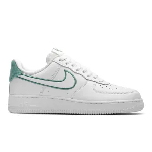 NIKE AIR FORCE 1 '07 LV8