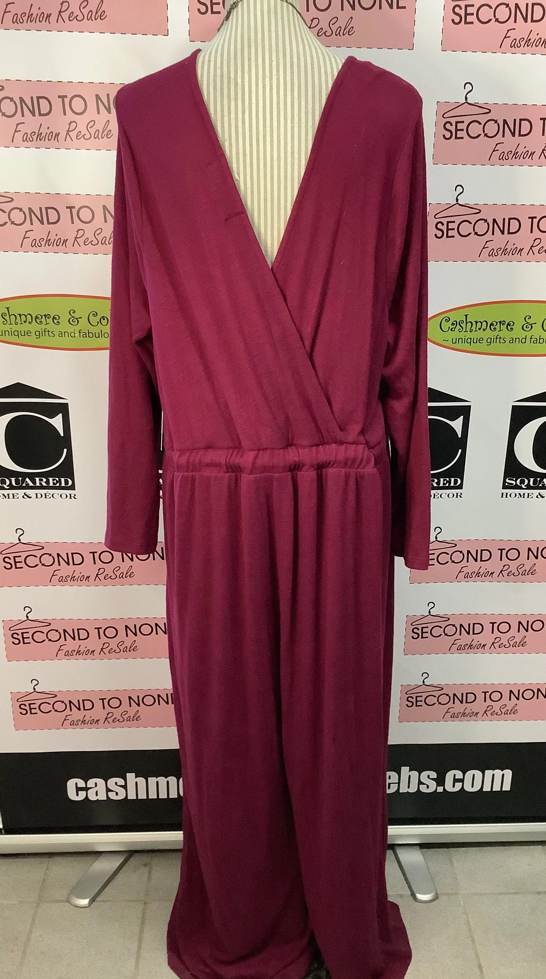 NWT Eloquii Burgundy Jumpsuit (Size 22/24)