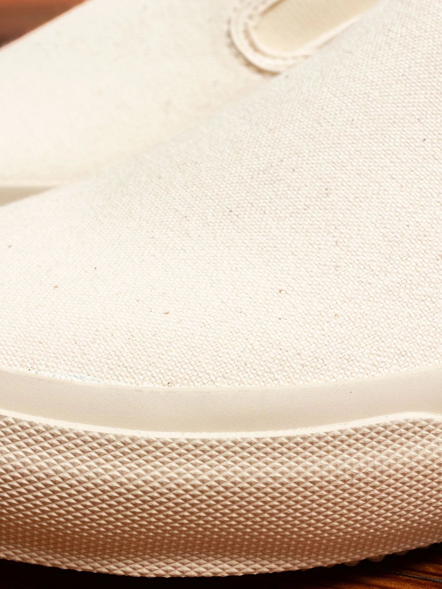 Sidegoa Slip-On Sneaker in Natural