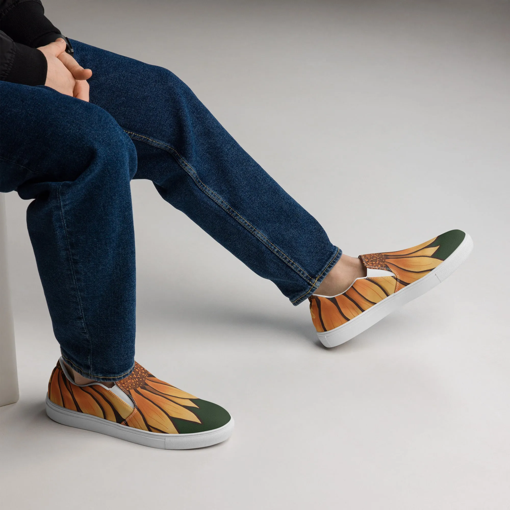 Sunflower Lover Slip-on Canvas Shoes (Masc Sizing)